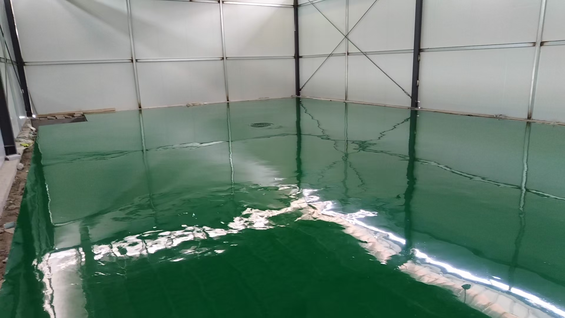 Sàn Epoxy siêu chống mài mòn tại xưởng sản xuất chính xác